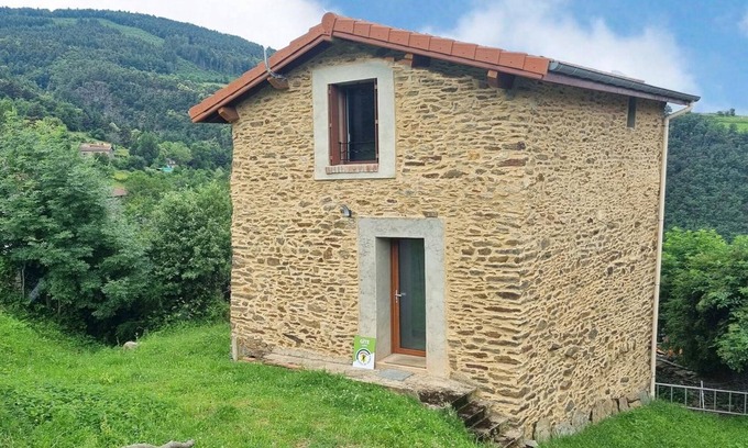 Saint-Chamond Cottage | Cozy Cottage with Terrace, Panoramic Views, 2 BR, BBQ, Near Lyon and St-Etienne