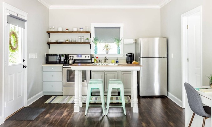 Alpharetta House | Cozy Detached Apartment in a Secluded Locale