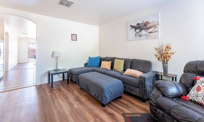 Harrison East South House | Cozy East side home in a quiet neighborhood