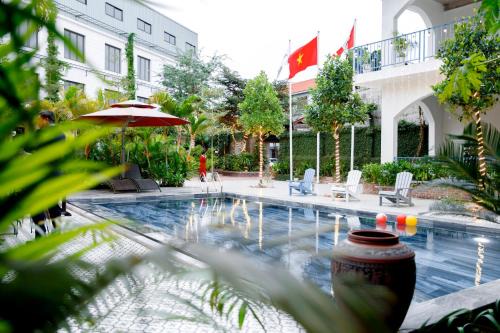 Huyen An Duong Bed & Breakfast | Cozy Embassy Garden