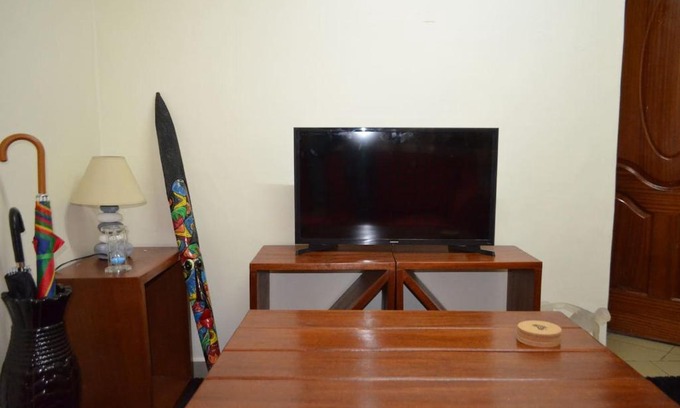 Mbotela Apartment | Cozy Fun-sized Apartment