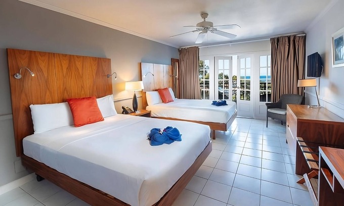 Charlotte Hotel | Cozy Getaway: 2 Scenic Ocean View Room w/Balcony | Free Parking | Adults Only