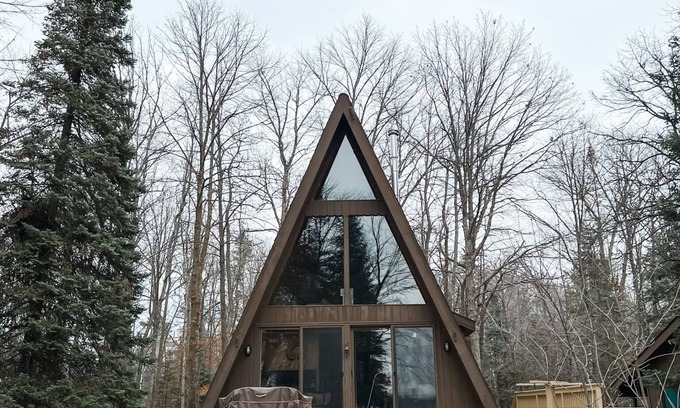 Backus Cabin | Cozy Gnome A-Frame on the Lake with Sauna