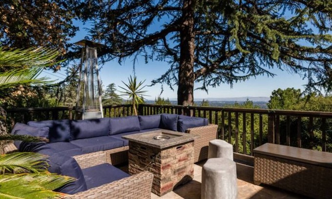 Los Gatos House | Cozy guest suite in Los Gatos - Beach in 30 min!