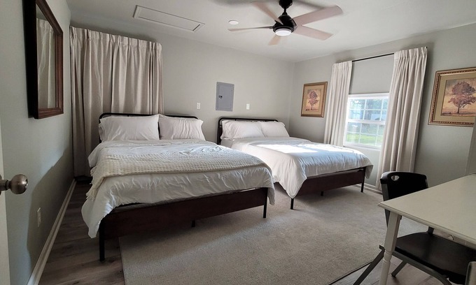Sperry House | Cozy guesthouse in a peaceful neighborhood!