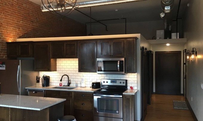 Dunlap Condo | Cozy historic loft in downtown Dunlap, Iowa - home away from home