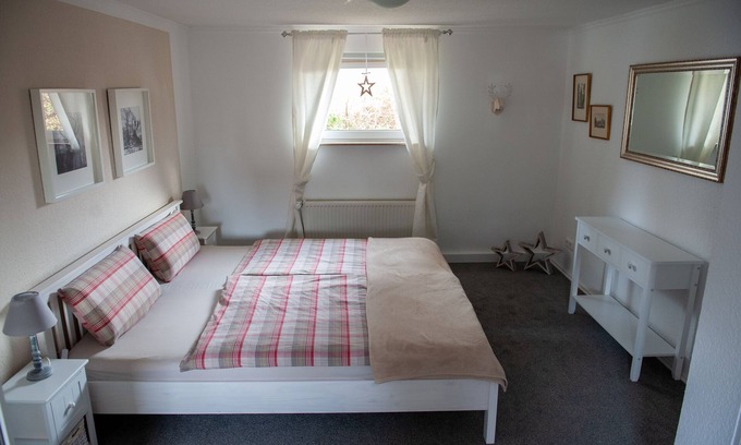 Vellmar House | Cozy holiday home, 10 minutes from Kassel