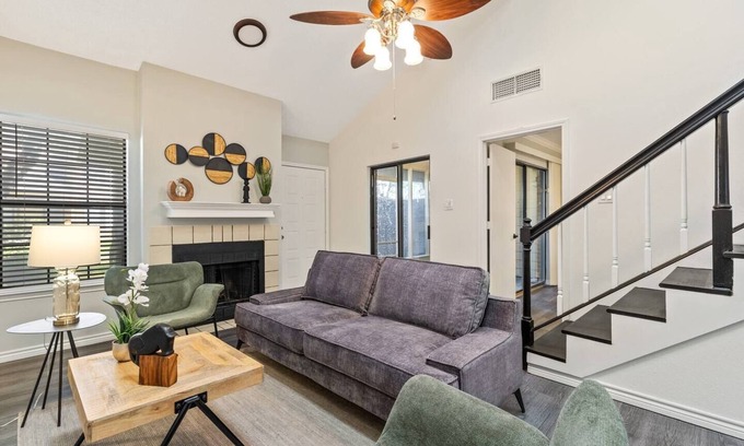 South Arlington House | Cozy home 10 min from AT&T stadium