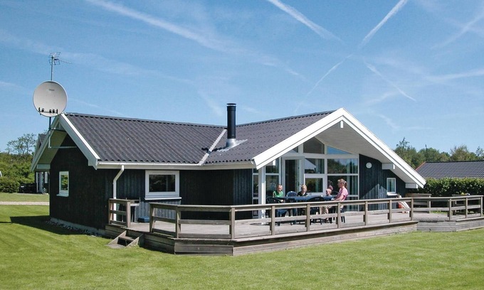 Frørup House | Cozy home in Frørup with sauna