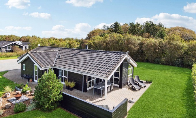 Falen House | Cozy home in Hemmet with sauna