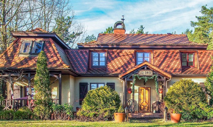 Czarny Mlyn House | Cozy home in Lebcz with kitchen