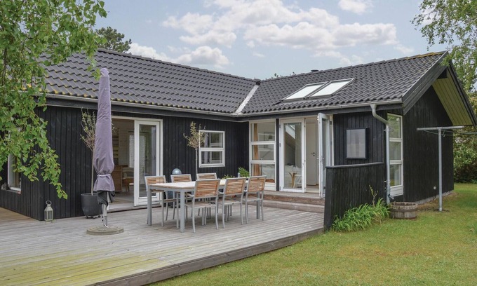 Yderby House | Cozy home in Sjællands Odde with WiFi