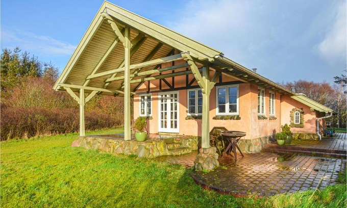 Thyholm House | Cozy Home In Thyholm With Wifi