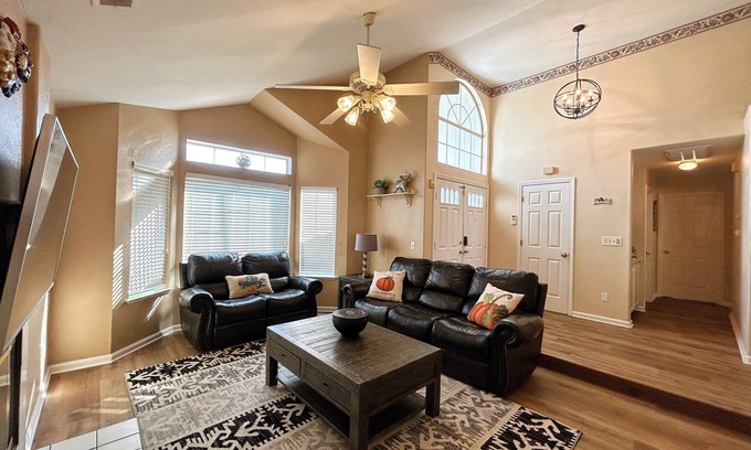 Tracy House | Cozy home in Tracy