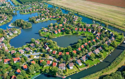 Vlagtwedde House | Cozy Home In Vlagtwedde With Wifi