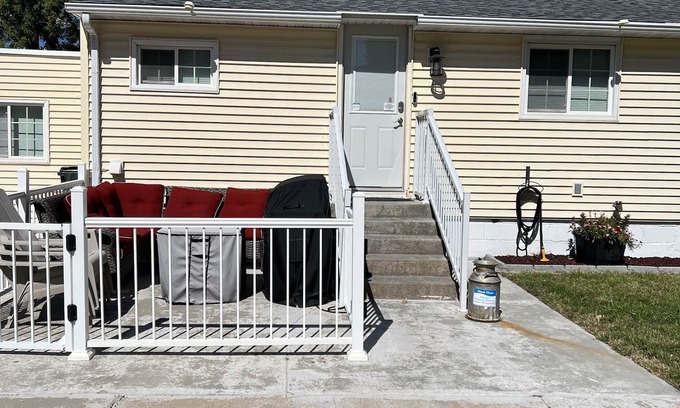 North Platte House | Cozy home just 5 mins from I80