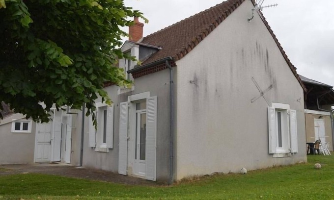 Reuilly Cottage | Cozy Home with Garden & Parking, Near Vineyards - Berry