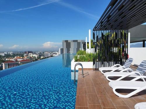 Hulu Kinta Apartment | Cozy Homestay 温馨民宿 @The Horizon Ipoh公寓无边泳池 (6-10人)