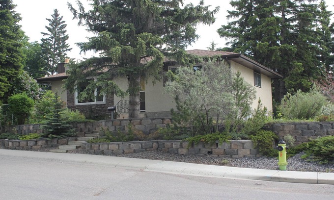 Brentwood House | COZY – HOMEY