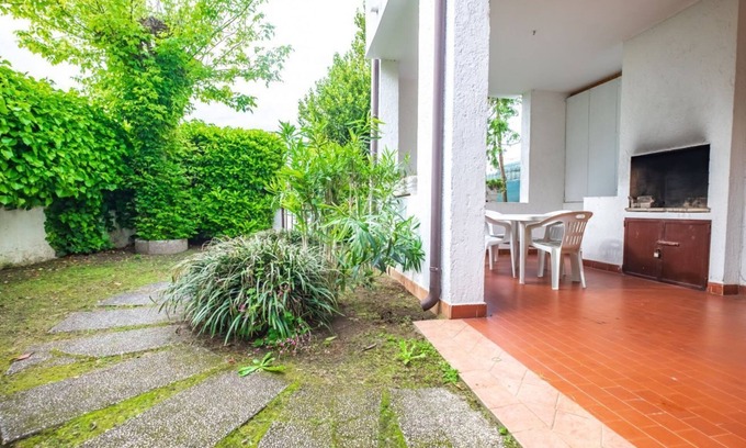 Lido delle Nazioni Villa | Cozy house in residence with pool, with private garden and terrace with barbecue