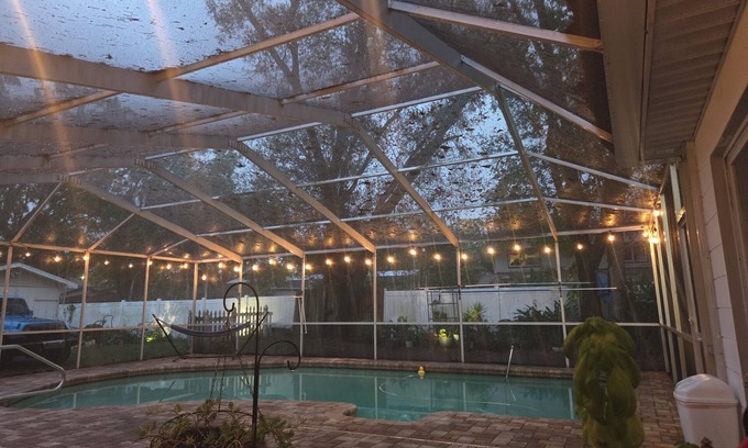 Town N County Park House | Cozy house in charming Tampa with AC, WiFi