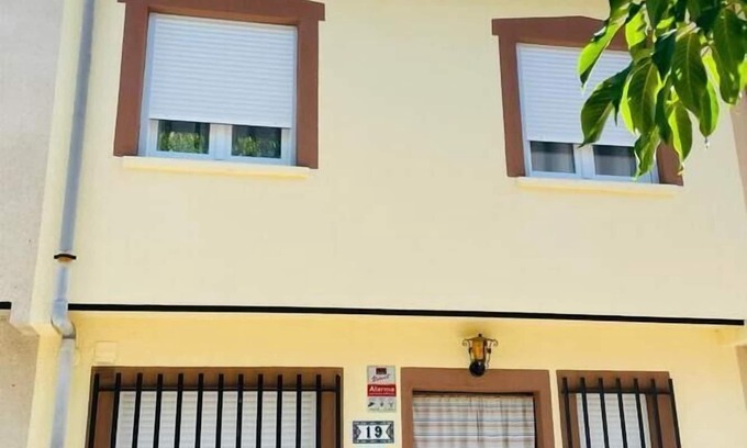 Navaluenga House | Cozy house near natural pools & Gredos - 1.5 hours from Madrid