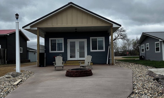 Hamlin County House | Cozy house on north shore of Lake Poinsett
