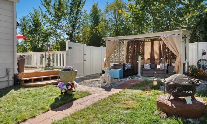 Airport Township House | Cozy house to call home away from home ❤️🏡