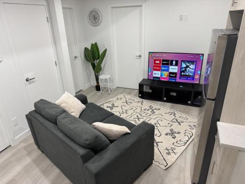 Airdrie Apartment | Cozy Inn new basemt wt sep entrance contains 1 bdrm and den for up to 4 guests