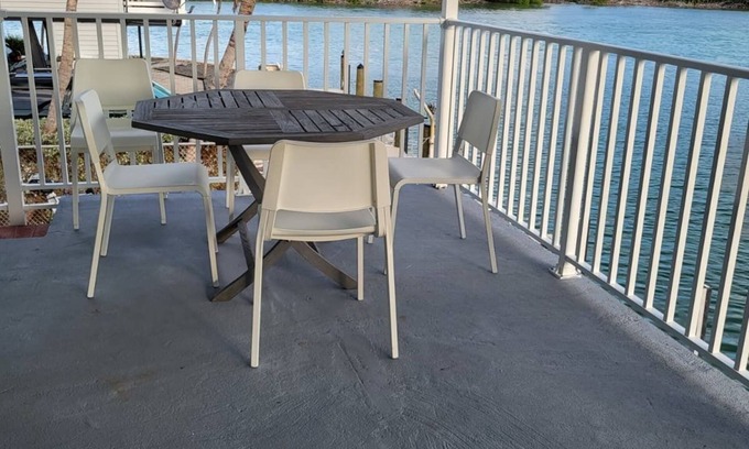 Plantation Tropical Park House | Cozy Keys Hideaway on the water
