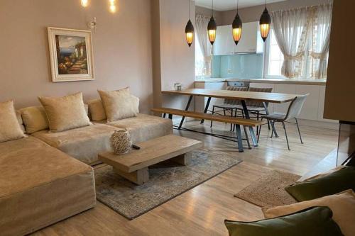 Pogradec Apartment | Cozy Lake Front Flat Bequeme Wohnung an der See