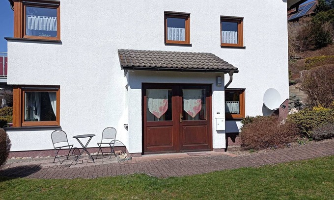 Bad Berleburg Condo | Cozy large apartment, near the city center but still close to the forest