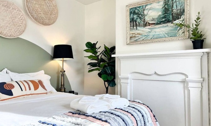 Lower Lawrenceville Apartment | Cozy Lawrenceville Flat.