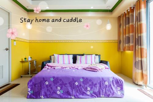 Pasay Apartment | Cozy Layover Condo 8-min Walk to Terminal 3