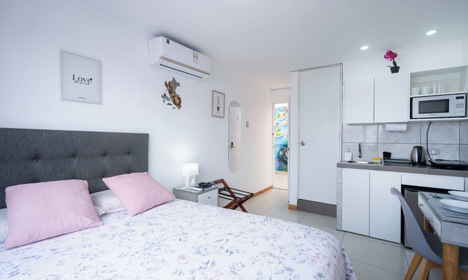 Surquillo Apartment | Cozy Loft near San Isidro Bus Ctr & Miraflores