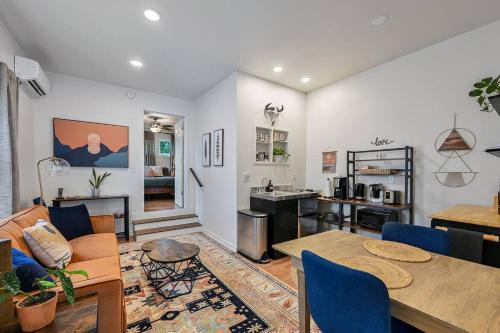 Woodfin House | Cozy Love Nest 1br - Minutes To Downtown Asheville