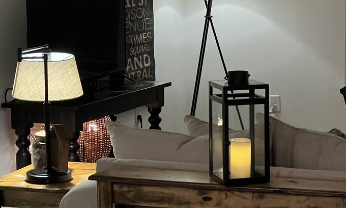 German Village Apartment | Cozy Luxury Style Apartment w/Attached Garage and Deck