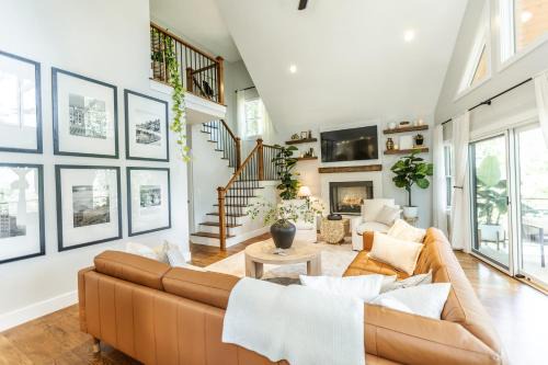 Swannanoa House | Cozy Luxury Treehouse 10 Min To Asheville Mtn View