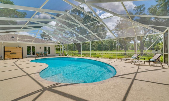 Ocala House | Cozy Ocala Retreat with Pool, Screened Lanai!