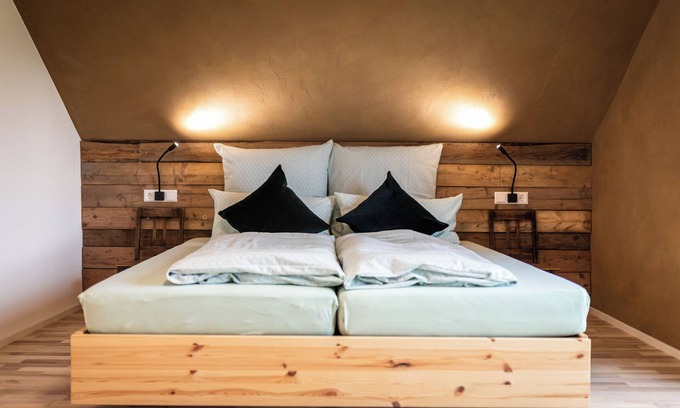 Bad Wurzach Apartment | Cozy panoramic vacation apartment in the Allgäu