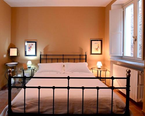 Vercelli Apartment | COZY PLACE 10