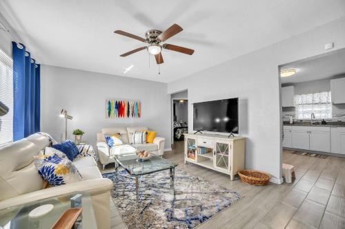 Plant City House | Cozy Plant City Home