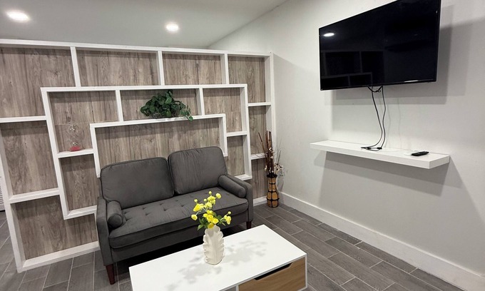 Arlington Apartment | Cozy Private Studio