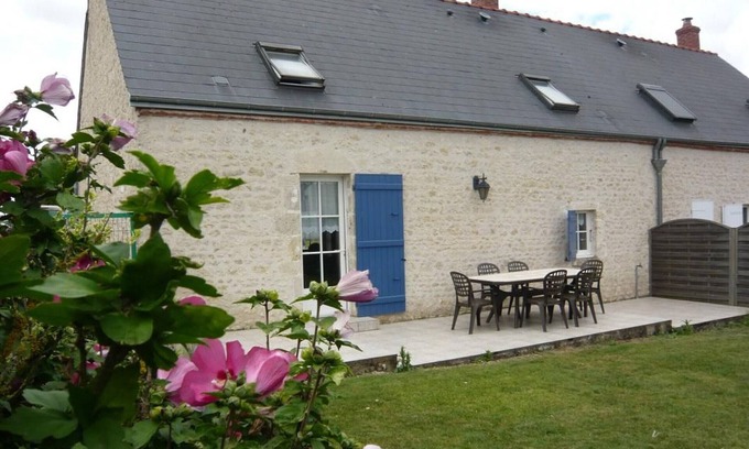 Epieds-en-Beauce Cottage | Cozy renovated cottage with garden, Wi-Fi and pets welcome near Orleans