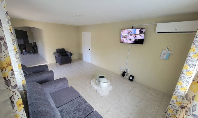 Albion Resort | Cozy resort in charming Montego Bay with AC, WiFi
