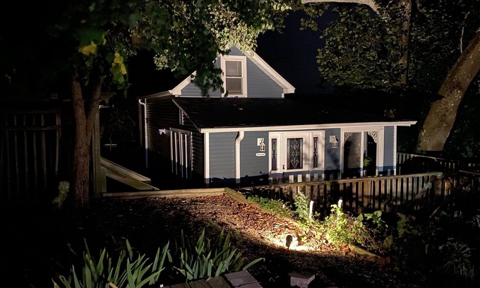 West Lafayette Cottage | Cozy River Cottage on the water, near PURDUE