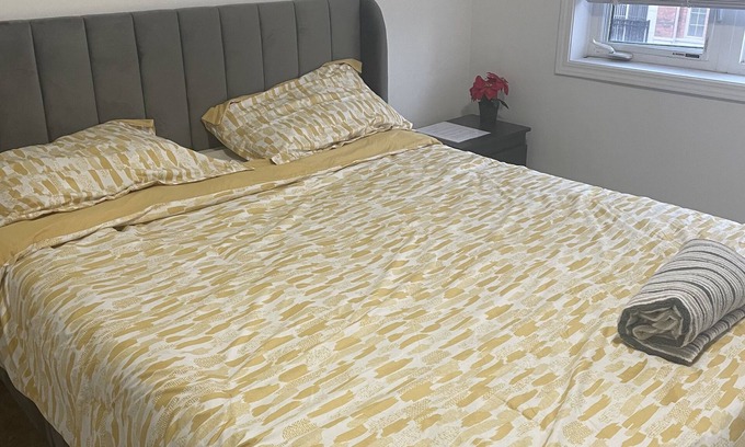 Durham Region House | Cozy Rooms in a great location by Durham College, Oshawa