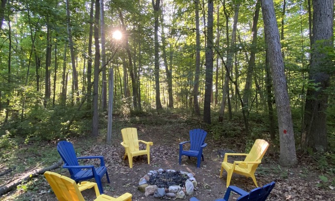 Grand Bend Cottage | Cozy Sandy Pines Cottage Suite, right on Lake Huron in a Carolinian Forest,