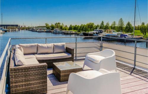 Municipality of Aalsmeer Boat Rental | Cozy Ship In Aalsmeer With Wifi
