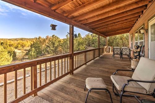 San Cristobal House | Cozy Ski Cabin with Deck Near Taos Ski Valley!